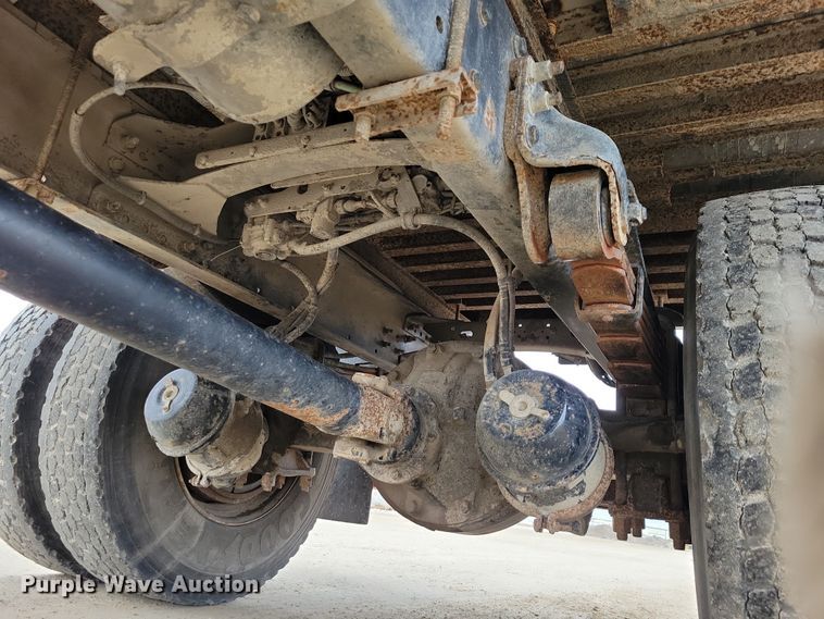 image for item NK9783 2006 Freightliner  Business Class M2 box truck