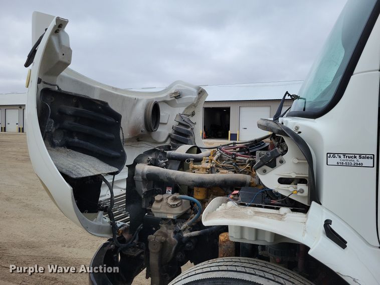 image for item NK9783 2006 Freightliner  Business Class M2 box truck