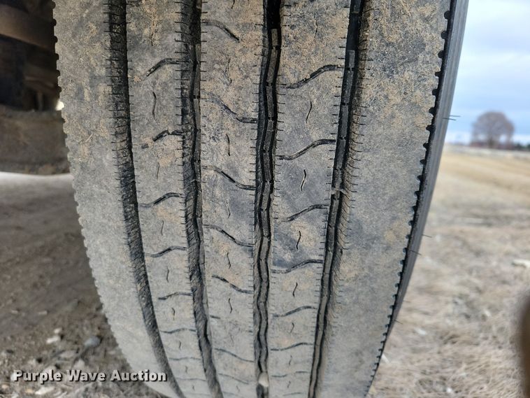 image for item NK9783 2006 Freightliner  Business Class M2 box truck