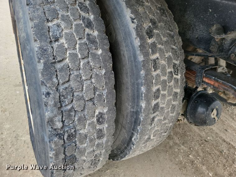 image for item NK9783 2006 Freightliner  Business Class M2 box truck