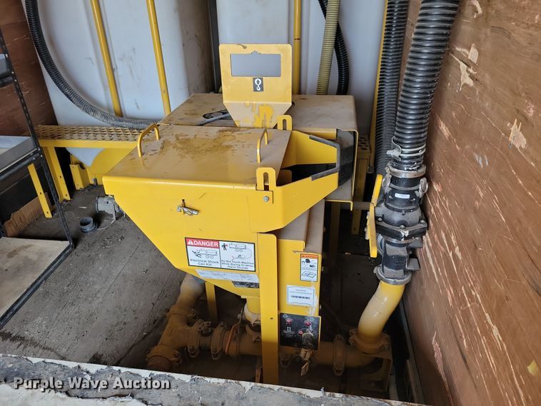 image for item NK9784 2016 Freightliner Business Class M2 box truck with a 2021 Vermeer MX300 mud mixing system