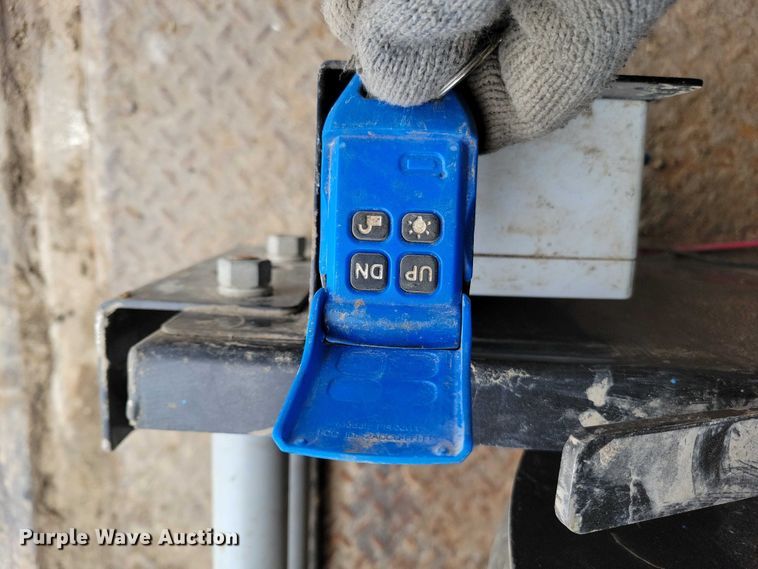 image for item NK9784 2016 Freightliner Business Class M2 box truck with a 2021 Vermeer MX300 mud mixing system