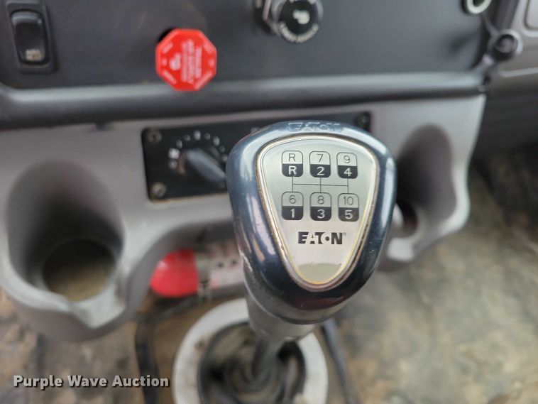 image for item NK9784 2016 Freightliner Business Class M2 box truck with a 2021 Vermeer MX300 mud mixing system