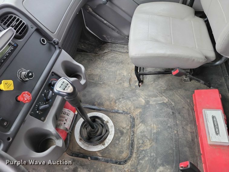 image for item NK9784 2016 Freightliner Business Class M2 box truck with a 2021 Vermeer MX300 mud mixing system