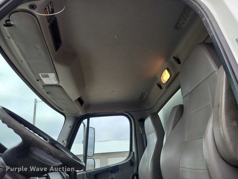 image for item NK9784 2016 Freightliner Business Class M2 box truck with a 2021 Vermeer MX300 mud mixing system