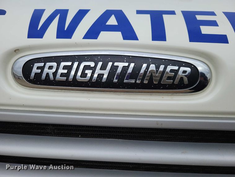 image for item NK9784 2016 Freightliner Business Class M2 box truck with a 2021 Vermeer MX300 mud mixing system