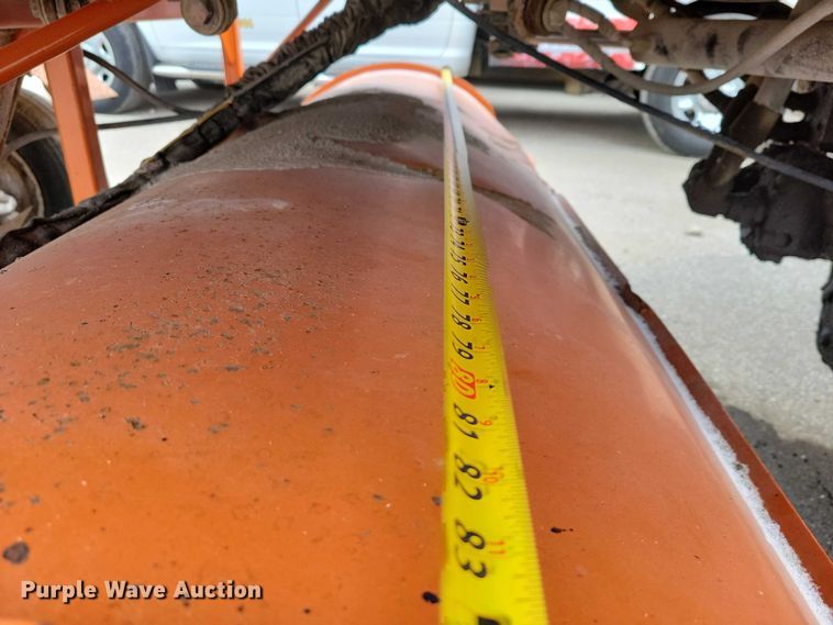 image for item NO9987 2003 Broce RJ350 broom