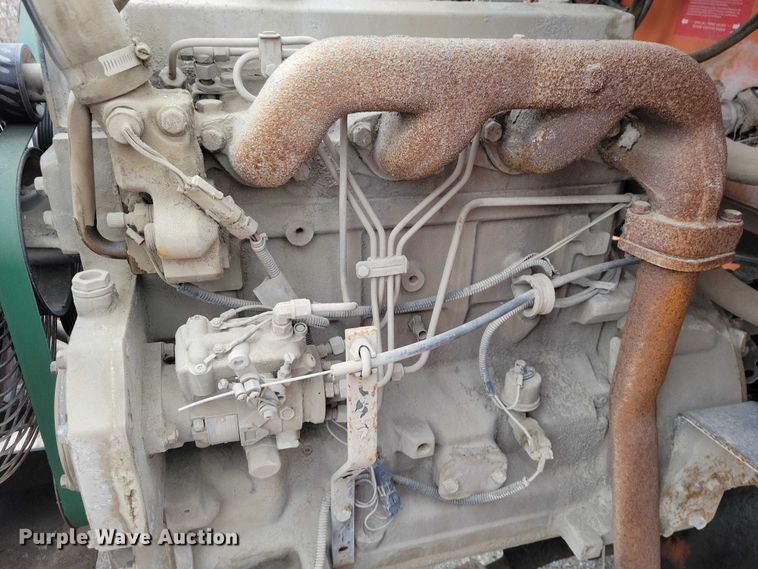 image for item NO9987 2003 Broce RJ350 broom