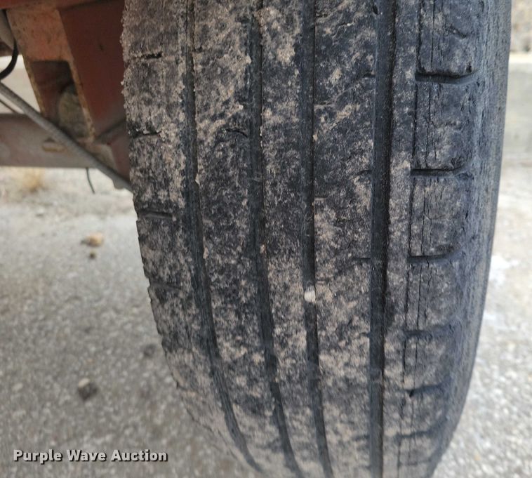 image for item NO9987 2003 Broce RJ350 broom