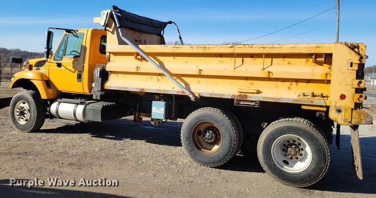 image for item NO9991 2010 International 7500 dump truck
