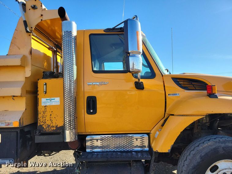 image for item NO9991 2010 International 7500 dump truck