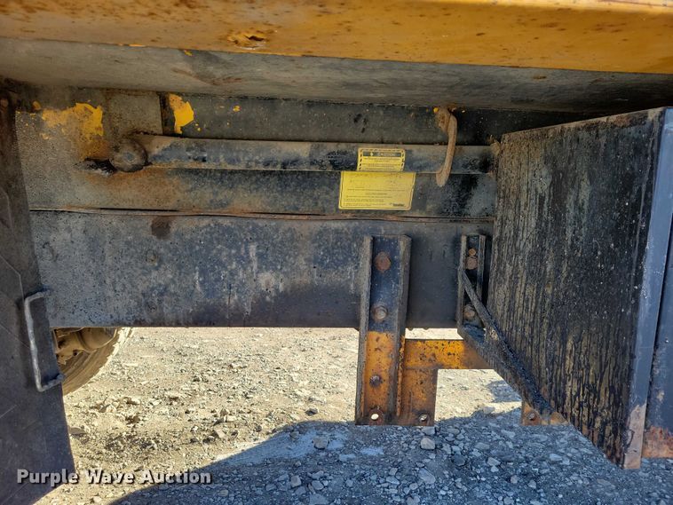 image for item NO9991 2010 International 7500 dump truck