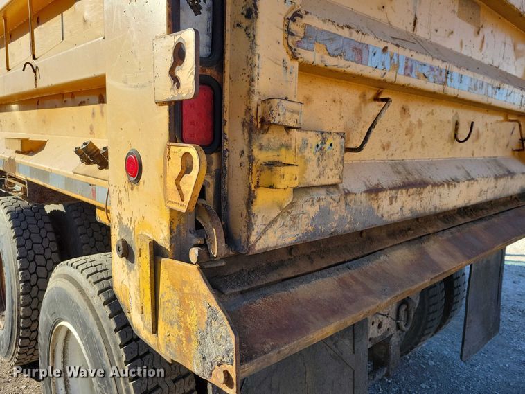 image for item NO9991 2010 International 7500 dump truck