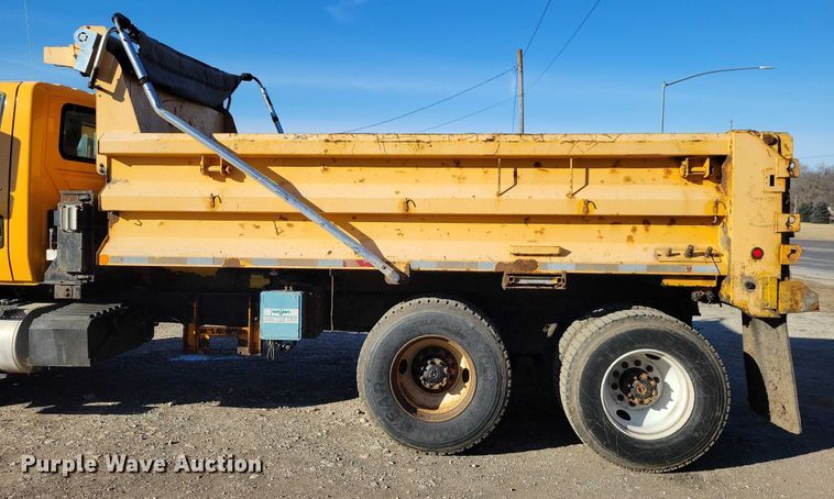 image for item NO9991 2010 International 7500 dump truck