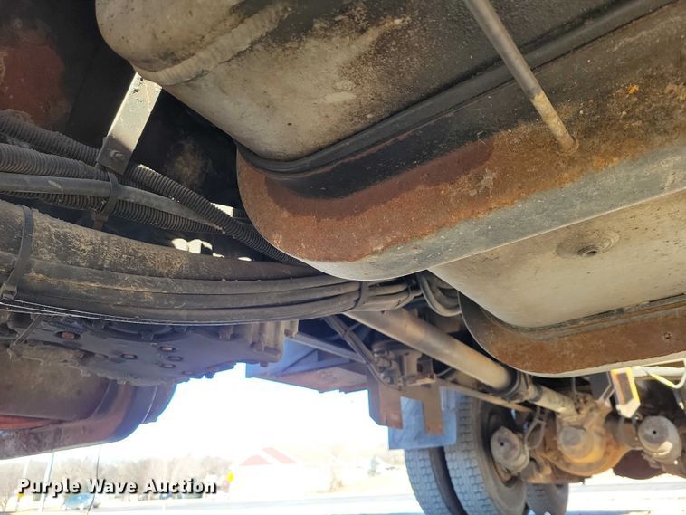 image for item NO9991 2010 International 7500 dump truck