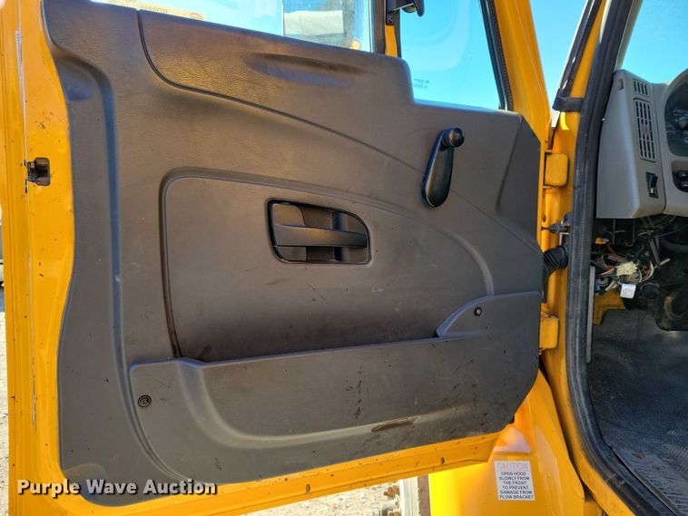 image for item NO9991 2010 International 7500 dump truck