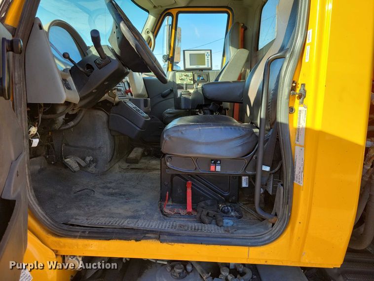 image for item NO9991 2010 International 7500 dump truck