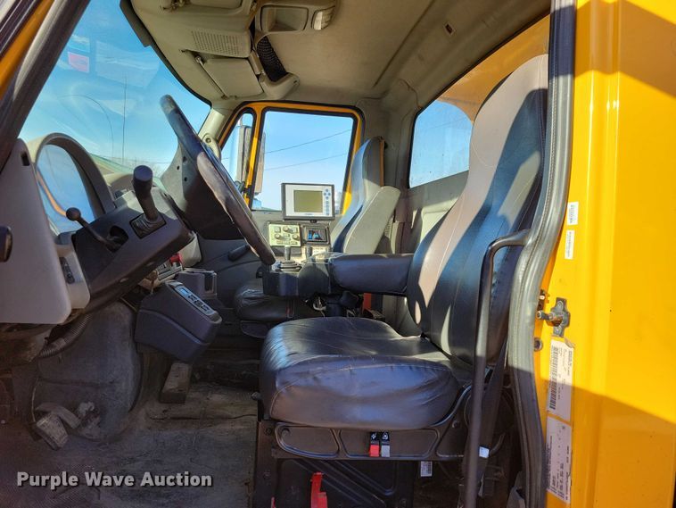 image for item NO9991 2010 International 7500 dump truck