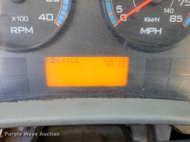 image for item NO9991 2010 International 7500 dump truck