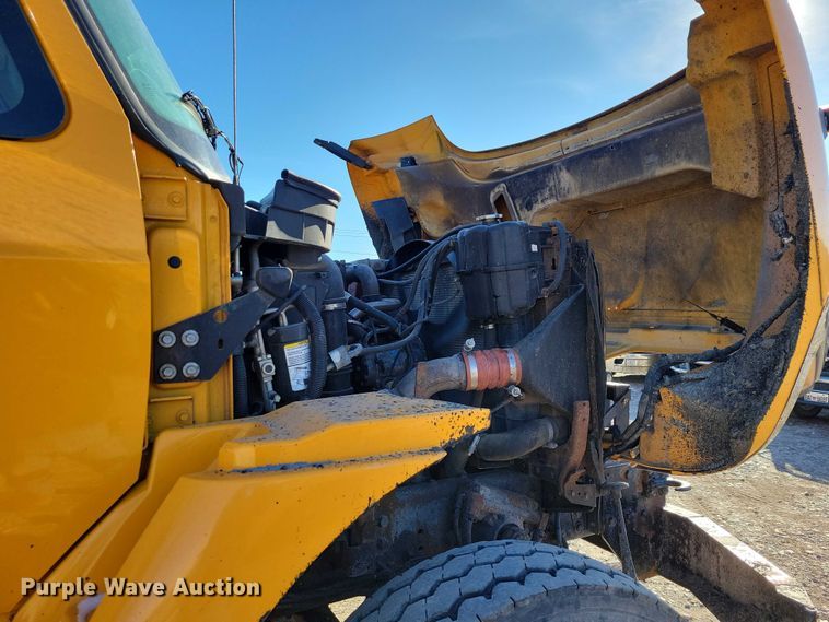 image for item NO9991 2010 International 7500 dump truck