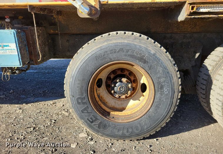 image for item NO9991 2010 International 7500 dump truck