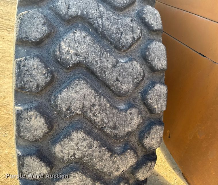 image for item OE9518 2006 Case 821E wheel loader