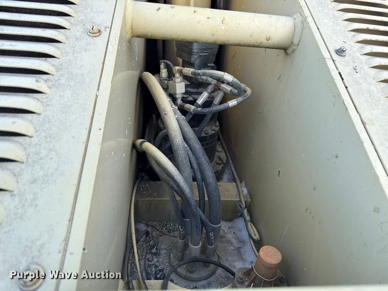 image for item OE9519 1999 JLG 40H+6 boom lift