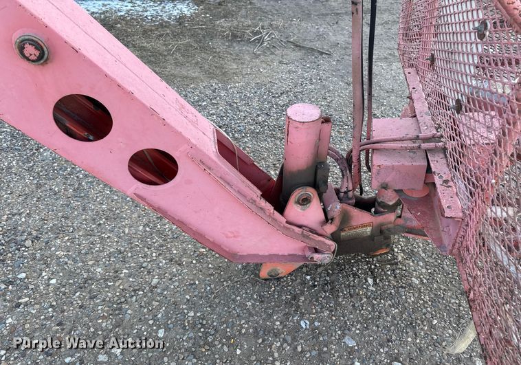 image for item OE9519 1999 JLG 40H+6 boom lift