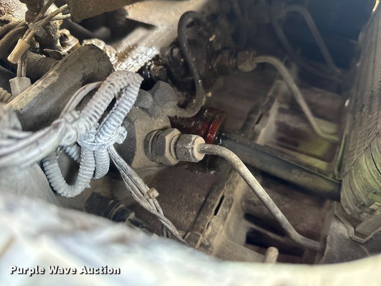 image for item OE9519 1999 JLG 40H+6 boom lift