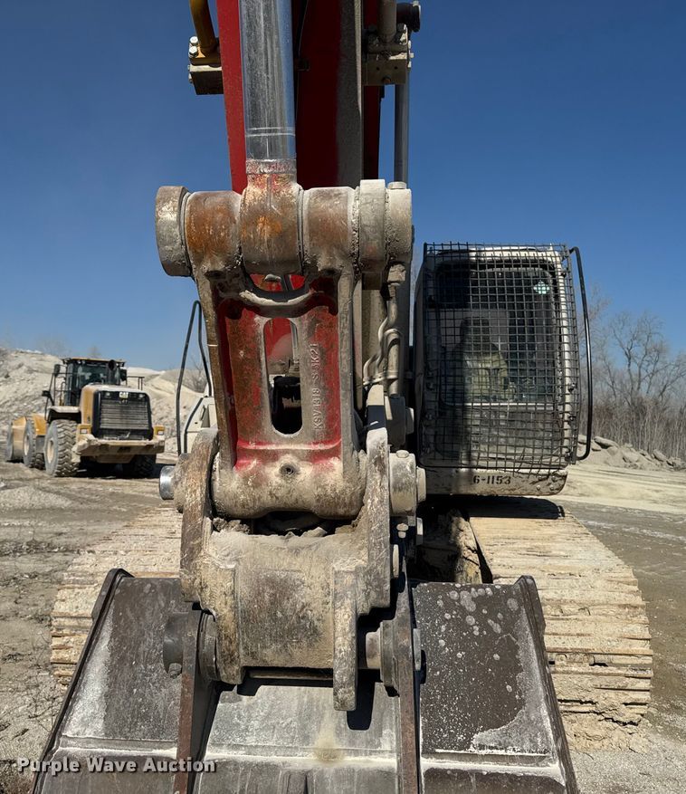 image for item OE9523 2006 Link-Belt 330LX excavator