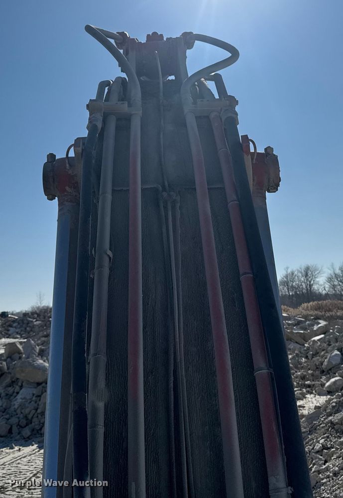 image for item OE9523 2006 Link-Belt 330LX excavator