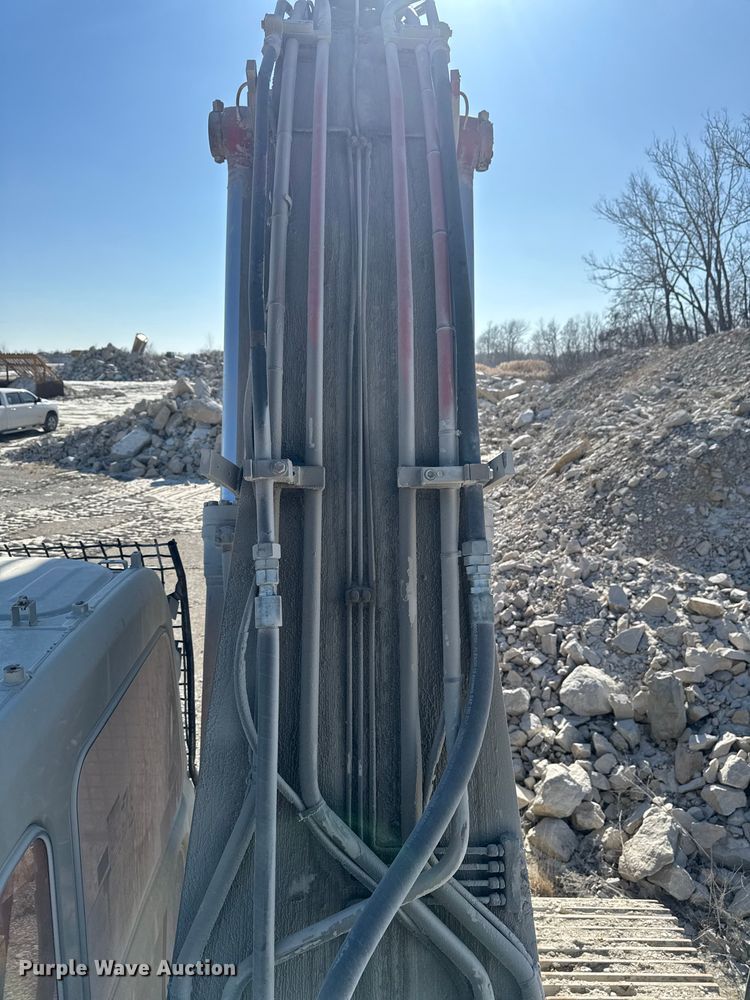 image for item OE9523 2006 Link-Belt 330LX excavator