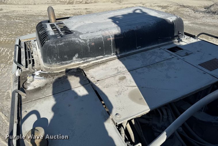 image for item OE9523 2006 Link-Belt 330LX excavator