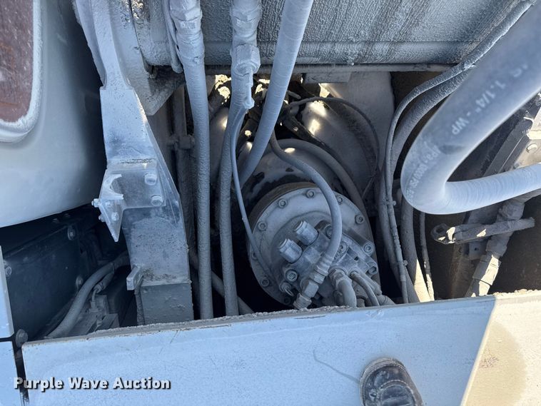 image for item OE9523 2006 Link-Belt 330LX excavator