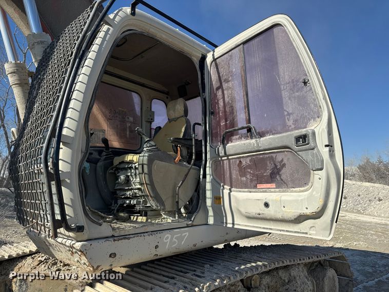 image for item OE9523 2006 Link-Belt 330LX excavator