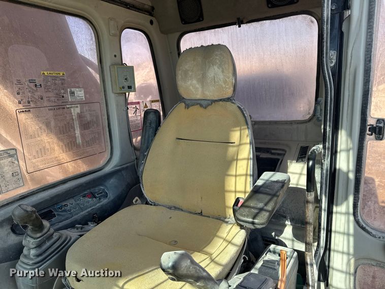 image for item OE9523 2006 Link-Belt 330LX excavator