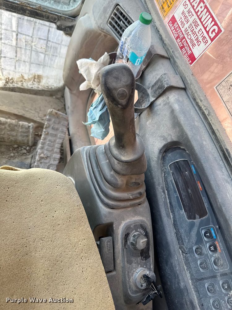 image for item OE9523 2006 Link-Belt 330LX excavator