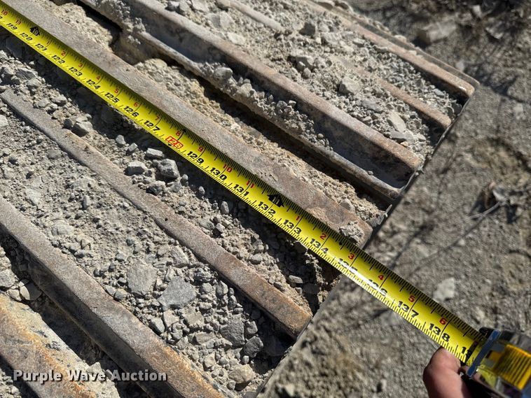 image for item OE9523 2006 Link-Belt 330LX excavator