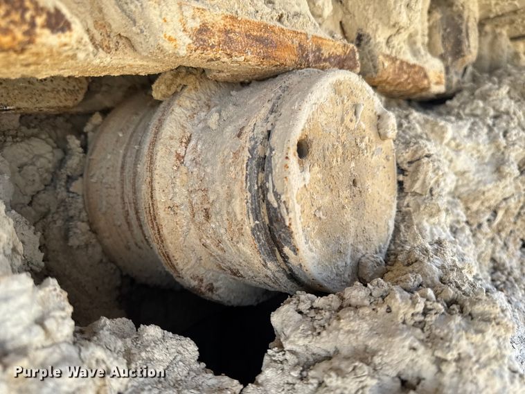 image for item OE9523 2006 Link-Belt 330LX excavator