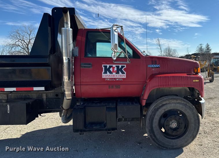 image for item OE9540 1995 Chevrolet Kodiak C6500 dump truck