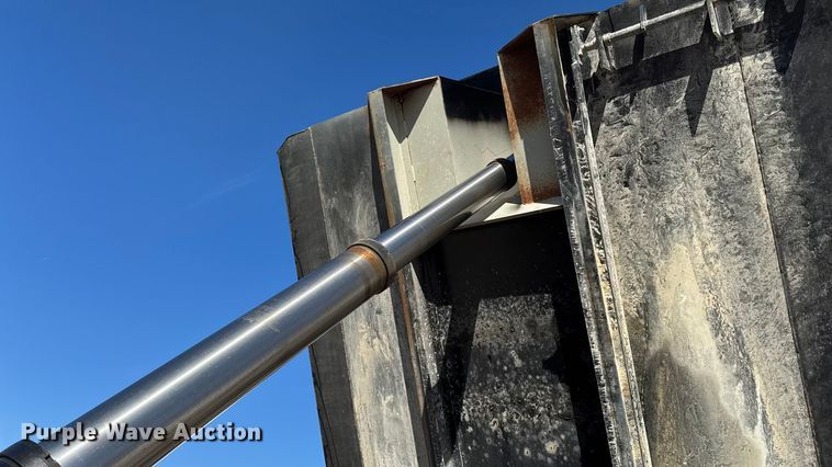 image for item OE9540 1995 Chevrolet Kodiak C6500 dump truck