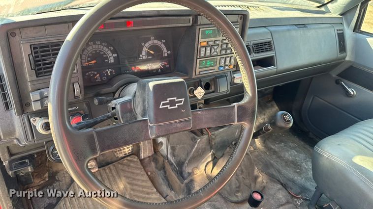 image for item OE9540 1995 Chevrolet Kodiak C6500 dump truck