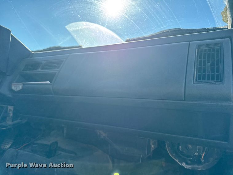 image for item OE9540 1995 Chevrolet Kodiak C6500 dump truck