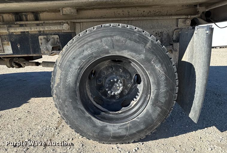 image for item OE9540 1995 Chevrolet Kodiak C6500 dump truck