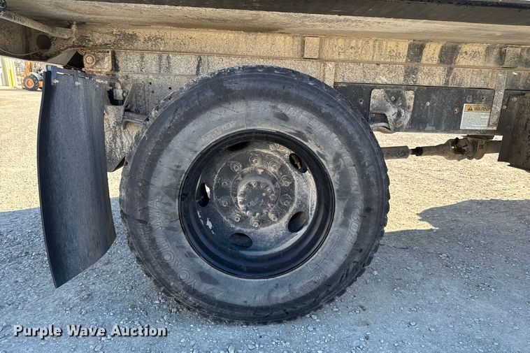 image for item OE9540 1995 Chevrolet Kodiak C6500 dump truck