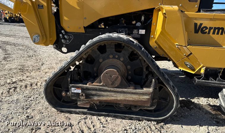 image for item OE9541 2020 Vermeer RTX1250i2 vibratory cable plow