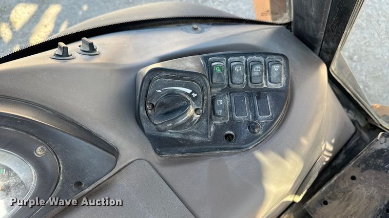 image for item OE9542 2014 Case 580 Super N backhoe