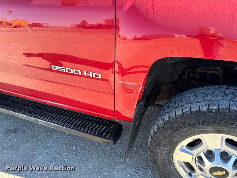 image for item OE9543 2015 Chevrolet Silverado 2500HD Ext. Cab pickup truck