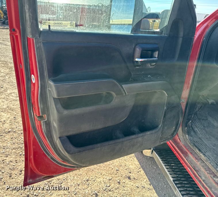 image for item OE9543 2015 Chevrolet Silverado 2500HD Ext. Cab pickup truck