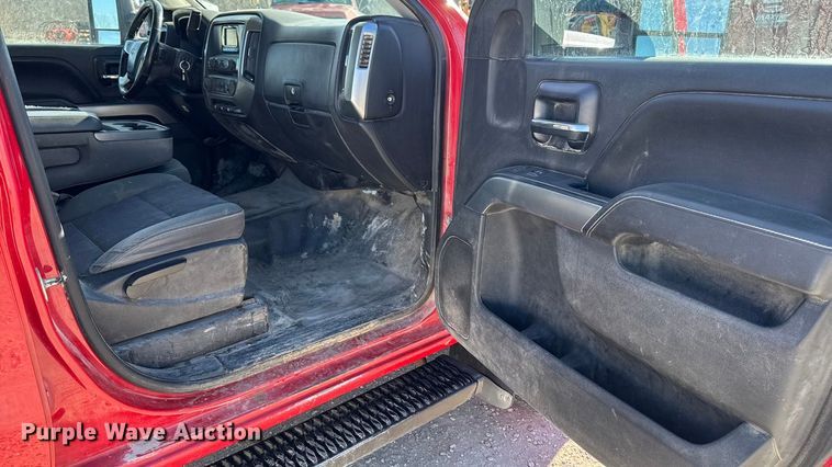 image for item OE9543 2015 Chevrolet Silverado 2500HD Ext. Cab pickup truck